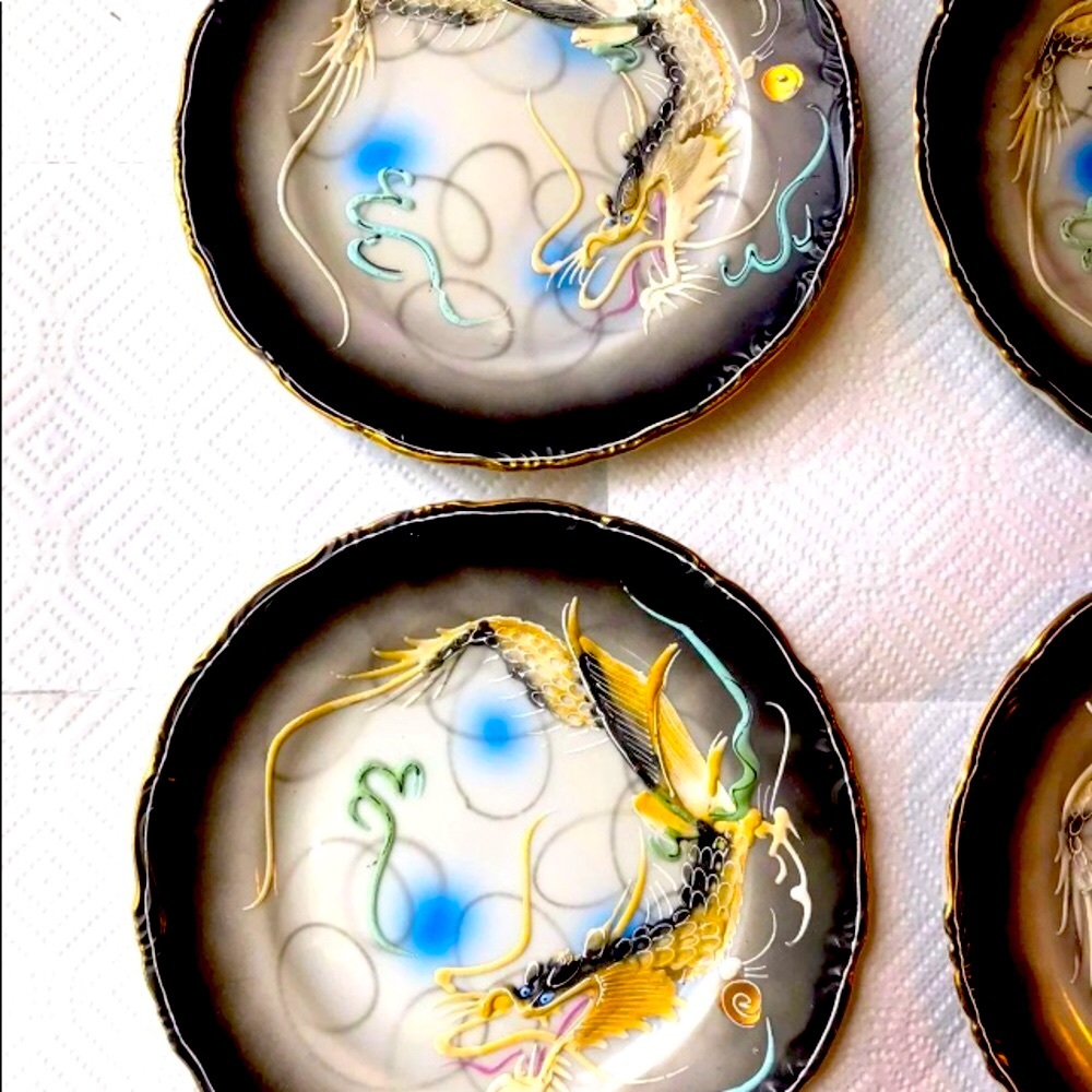 6 Japanese raised dragon design plates very rare
